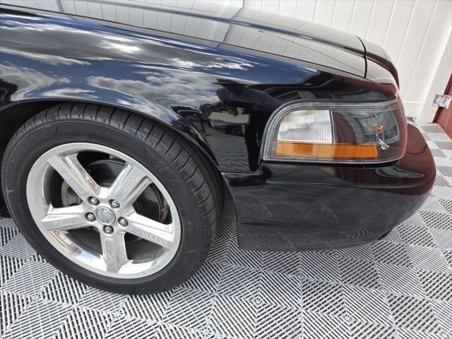 Photo of 2003 Black Clearcoat Mercury Marauder