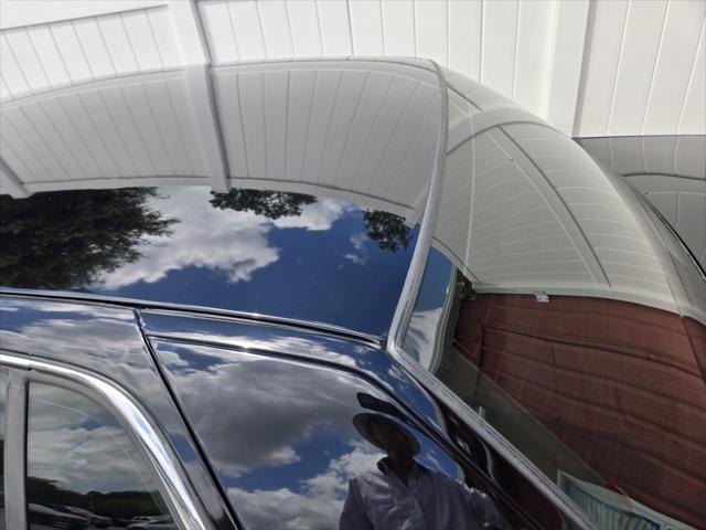 Photo of 2003 Black Clearcoat Mercury Marauder