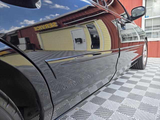 Photo of 2003 Black Clearcoat Mercury Marauder