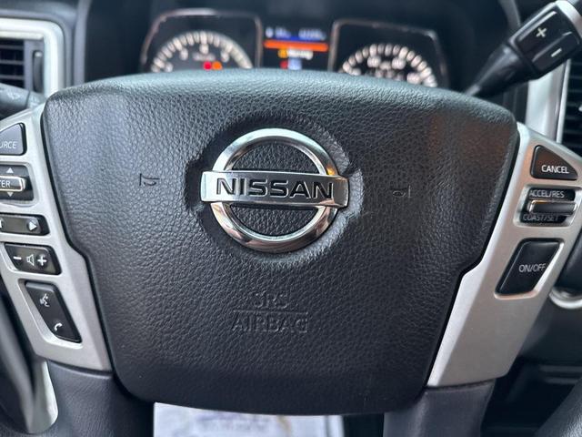 Photo of 2019 Glacier White Nissan Titan