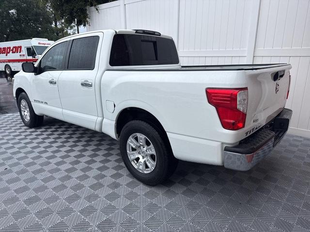Photo of 2019 Glacier White Nissan Titan