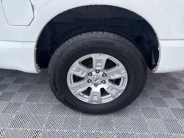 Photo of 2019 Glacier White Nissan Titan