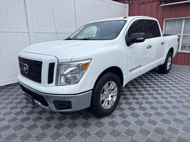 Photo of 2019 Glacier White Nissan Titan