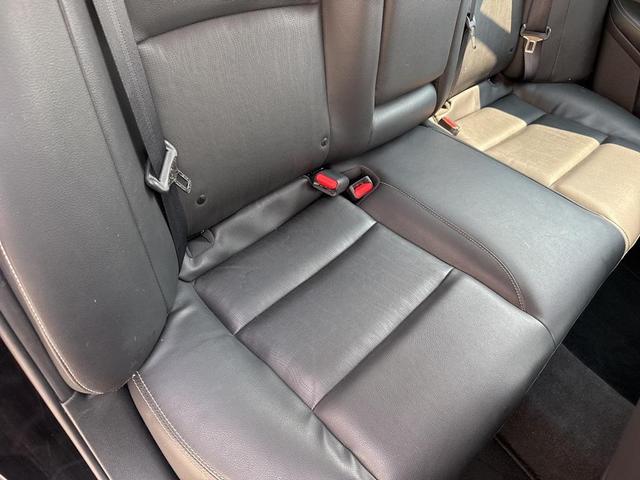Photo of 2022 Super Black Clearcoat Nissan Altima