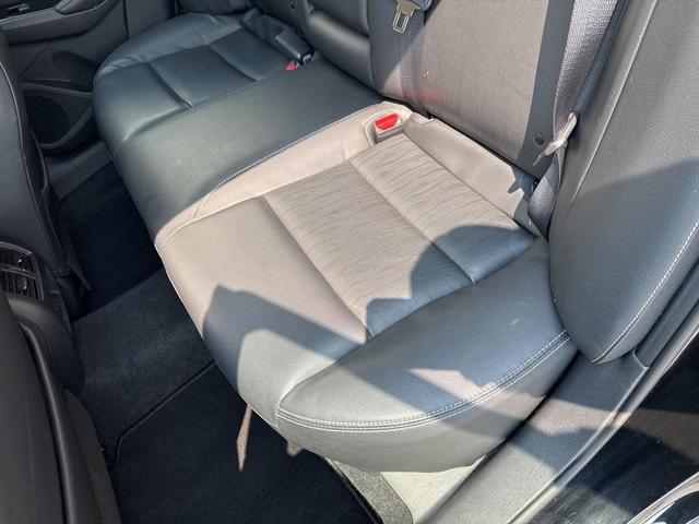Photo of 2022 Super Black Clearcoat Nissan Altima