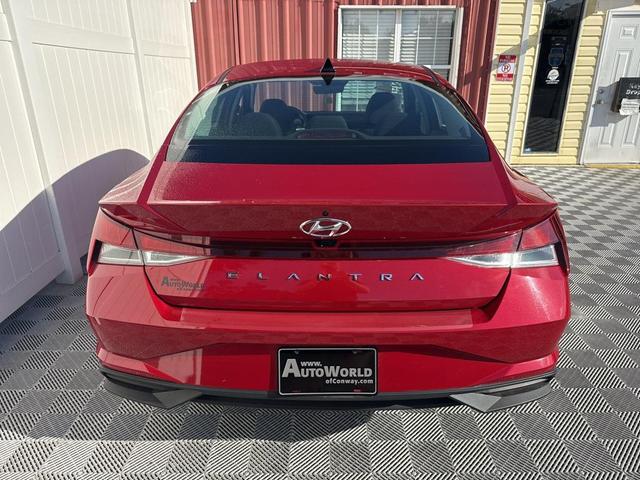 Photo of 2023 Scarlet Red Pearl Hyundai ELANTRA