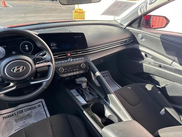 Photo of 2023 Scarlet Red Pearl Hyundai ELANTRA
