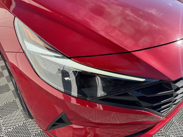 Photo of 2023 Scarlet Red Pearl Hyundai ELANTRA