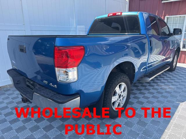 Photo of 2010 Blue Toyota Tundra