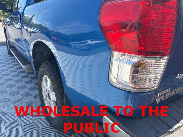 Photo of 2010 Blue Toyota Tundra