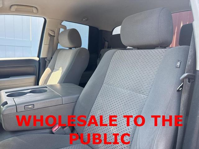 Photo of 2010 Blue Toyota Tundra