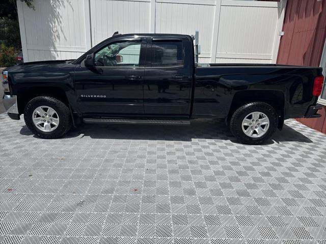 Photo of 2018 Black Chevrolet Silverado 1500