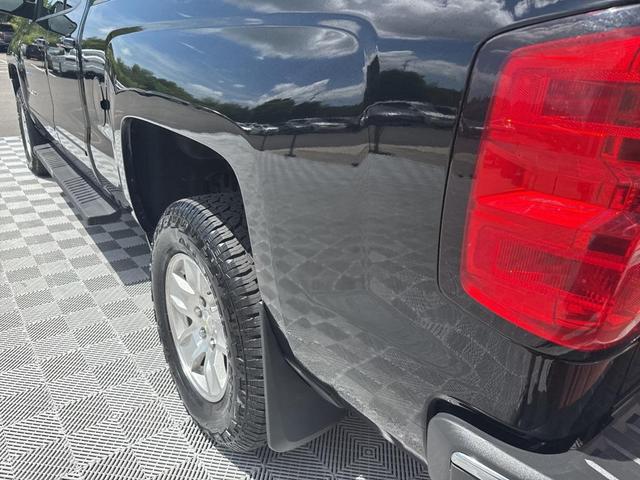 Photo of 2018 Black Chevrolet Silverado 1500