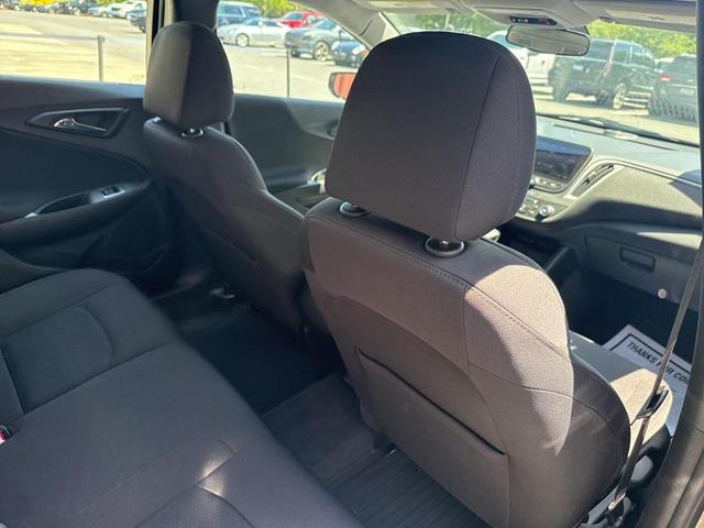 Photo of 2022 Mineral Gray Metallic Chevrolet Malibu