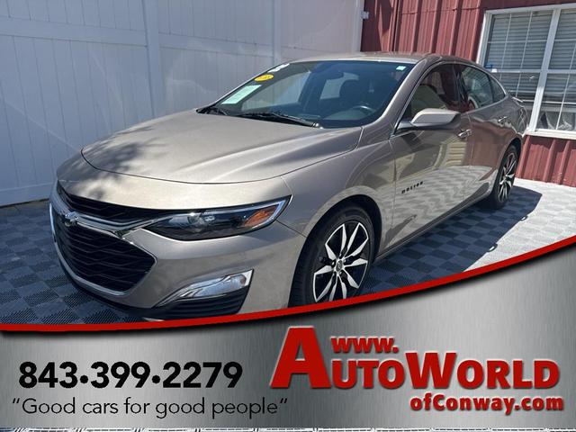 Photo of 2022 Mineral Gray Metallic Chevrolet Malibu