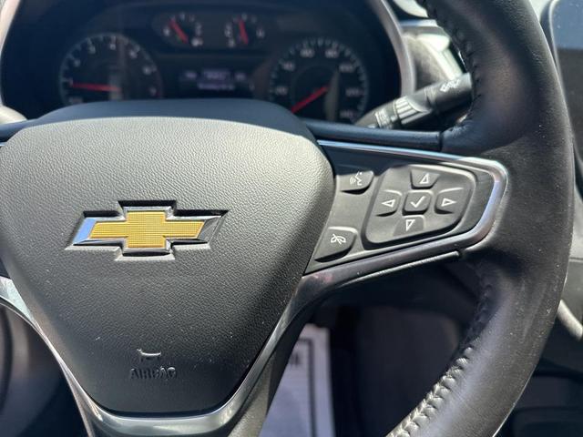 Photo of 2022 Mineral Gray Metallic Chevrolet Malibu