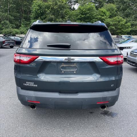 Photo of 2018 Graphite Metallic Chevrolet Traverse