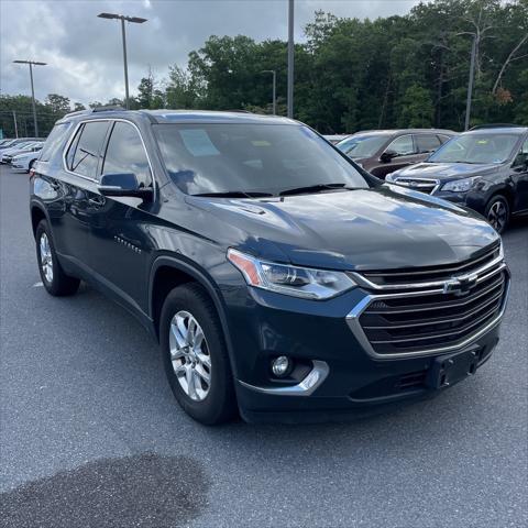 Photo of 2018 Graphite Metallic Chevrolet Traverse