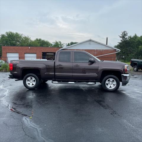 Photo of 2016 Autumn Bronze Metallic Chevrolet Silverado 1500
