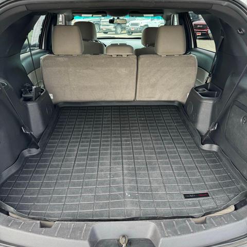 Photo of 2014 WHITE PLATINUM MET TRI-COAT Ford Explorer