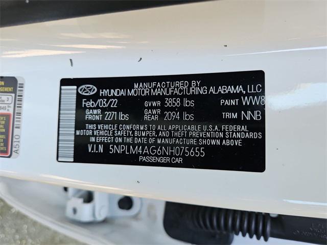 Photo of 2022 Quartz White Hyundai ELANTRA