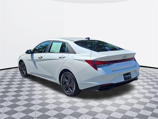 Photo of 2022 Quartz White Hyundai ELANTRA
