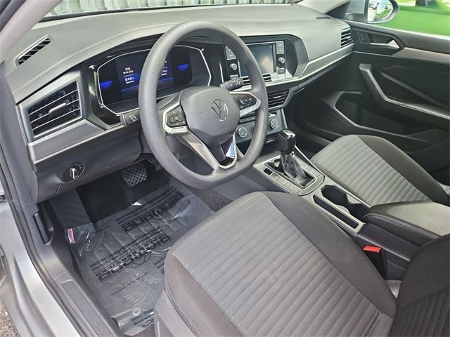 Photo of 2022 Pyrite Silver Metallic Volkswagen Jetta