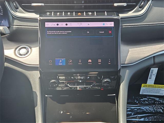 Photo of 2025 Diamond Black Jeep Grand Cherokee