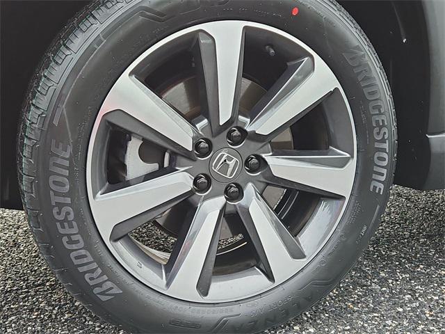 Photo of 2024 Crystal Black Pearl Honda Pilot