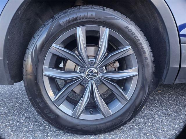 Photo of 2022 Atlantic Blue Metallic Volkswagen Tiguan