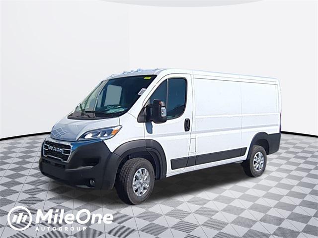 Photo of 2025 Bright White Clearcoat RAM ProMaster 1500