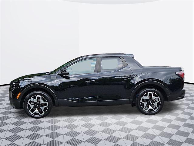 Photo of 2024 Phantom Black Hyundai SANTA CRUZ