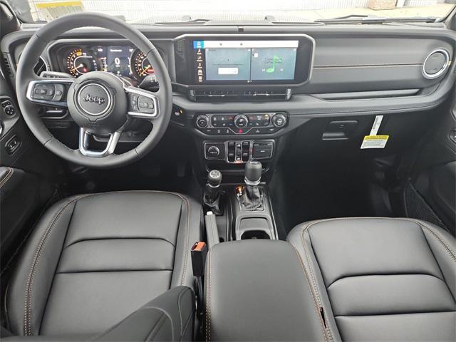 Photo of 2025 Crystal Metallic Jeep Wrangler