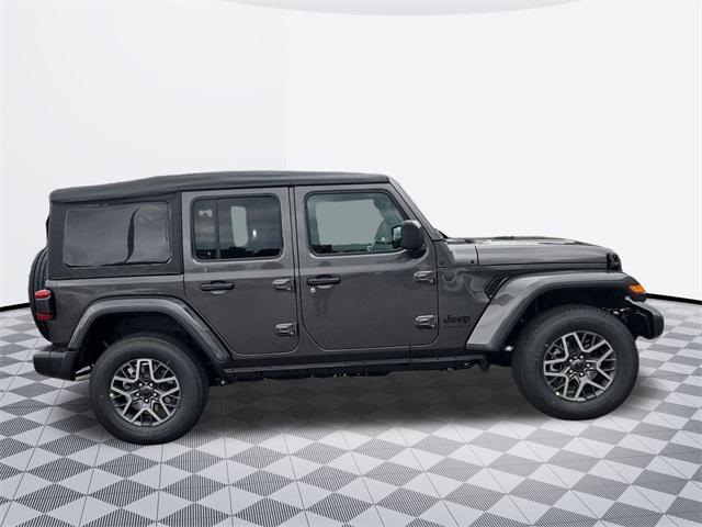 Photo of 2025 Crystal Metallic Jeep Wrangler