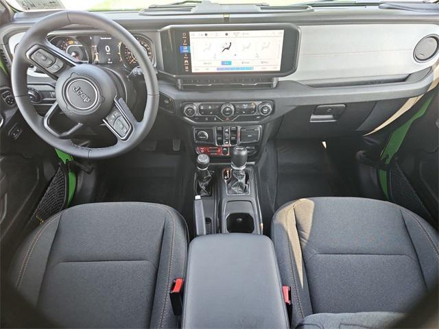 Photo of 2025 Mojito Clearcoat Jeep Wrangler