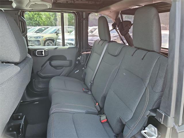 Photo of 2025 Black Clearcoat Jeep Wrangler