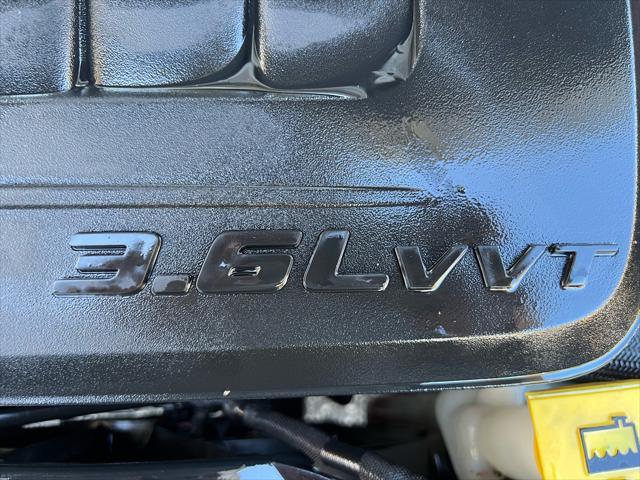 Photo of 2019 White Knuckle Clearcoat Dodge Grand Caravan