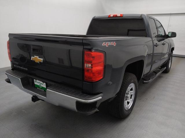 Photo of 2017 Deep Ocean Blue Metallic Chevrolet Silverado 1500