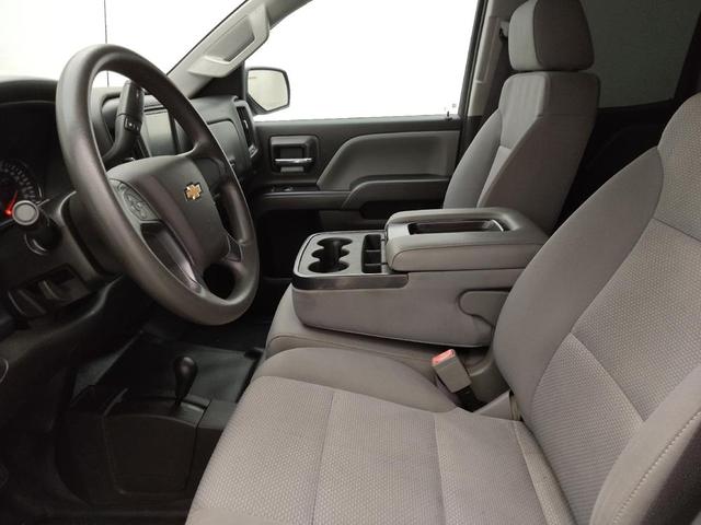 Photo of 2017 Deep Ocean Blue Metallic Chevrolet Silverado 1500