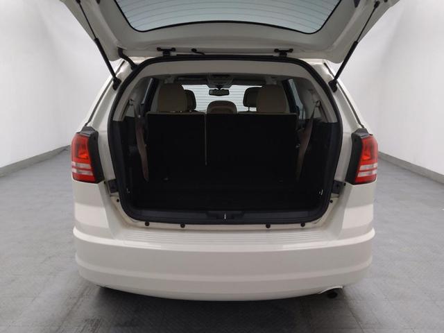 Photo of 2014 White Dodge Journey