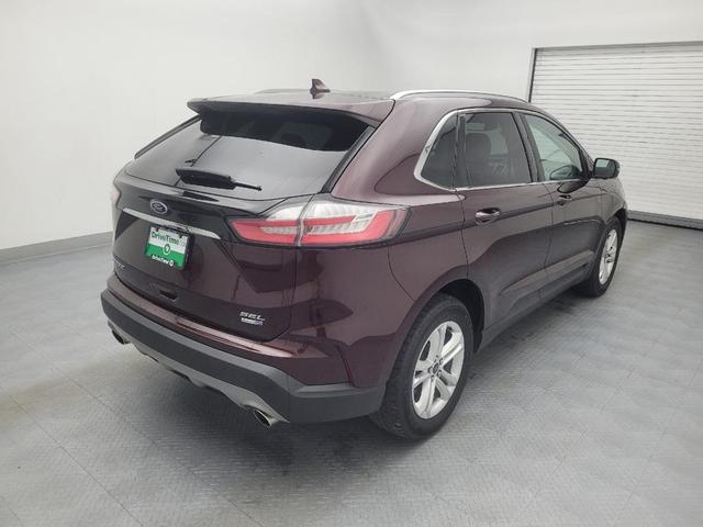 Photo of 2020 Red Ford Edge