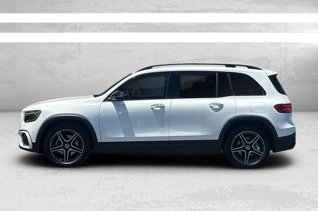 Photo of 2024 Polar White Mercedes-Benz GLB 250