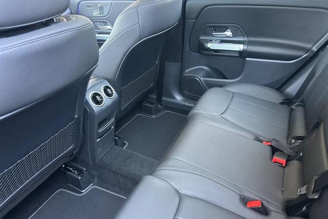Photo of 2025 Black Mercedes-Benz GLB 250