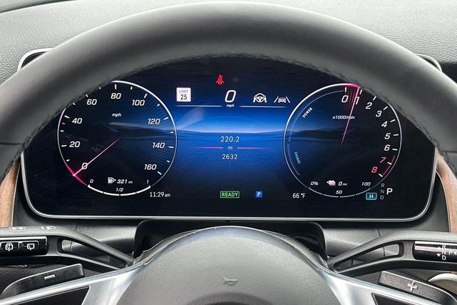Photo of 2025 Black Mercedes-Benz GLC 350e