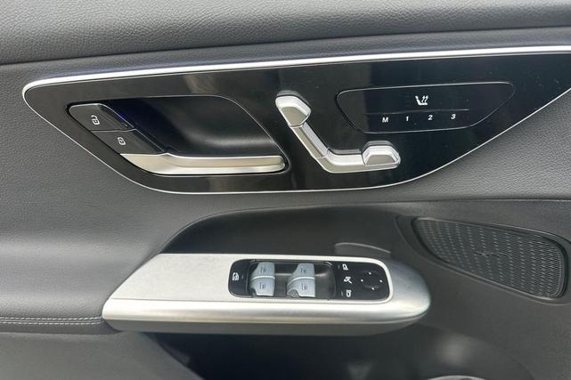 Photo of 2025 Black Mercedes-Benz GLC 350e