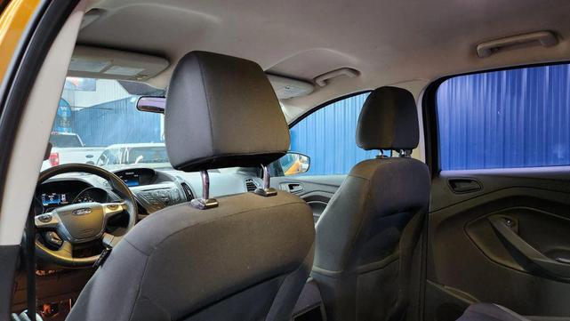 Photo of 2016 Sunset Ford Escape