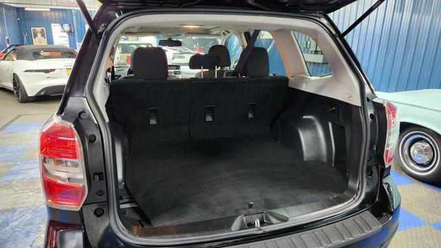 Photo of 2015 Crystal Black Silica Subaru Forester