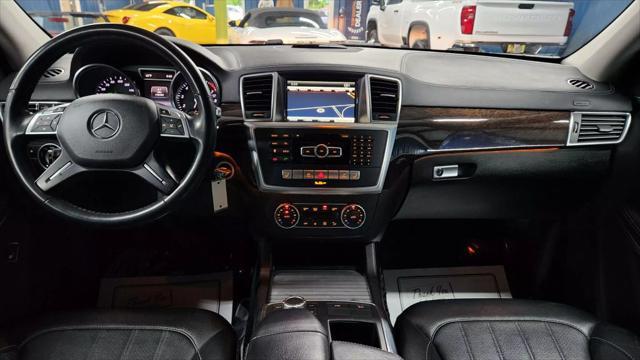 Photo of 2014 Black Mercedes-Benz GL-Class