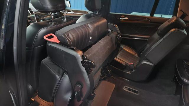 Photo of 2014 Black Mercedes-Benz GL-Class