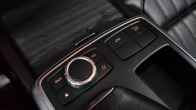Photo of 2014 Black Mercedes-Benz GL-Class